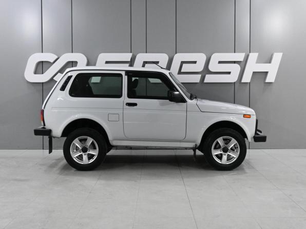 Lada (ВАЗ) Niva Legend с пробегом 2024 года, цена 849 000 рублей, 10292 км, внедорожник, Автокод Объявления