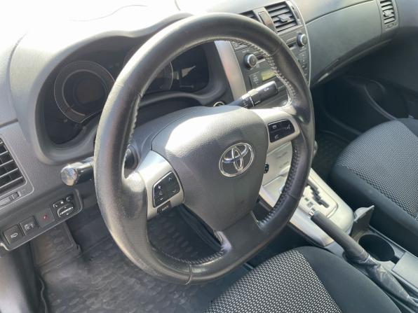 Toyota Corolla X (E140 E150) с пробегом 2010 года, цена 919 000 рублей, 232678 км, седан, Автокод Объявления