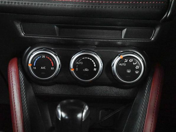 Mazda CX-3 I с пробегом 2015 года, цена 1 380 000 рублей, 135460 км, внедорожник, Автокод Объявления
