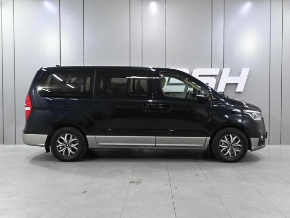 Hyundai H-1 II Рестайлинг 2 с пробегом 2020 года, цена 3 499 000 рублей, 87162 км, минивэн, Автокод Объявления