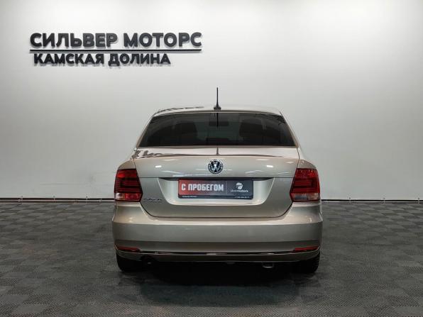 Volkswagen Polo V Рестайлинг с пробегом 2019 года, цена 1 215 000 рублей, 67000 км, седан, Автокод Объявления