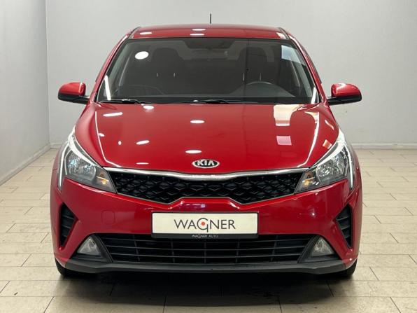 Kia Rio IV Рестайлинг с пробегом 2020 года, цена 1 665 000 рублей, 72548 км, седан, Автокод Объявления