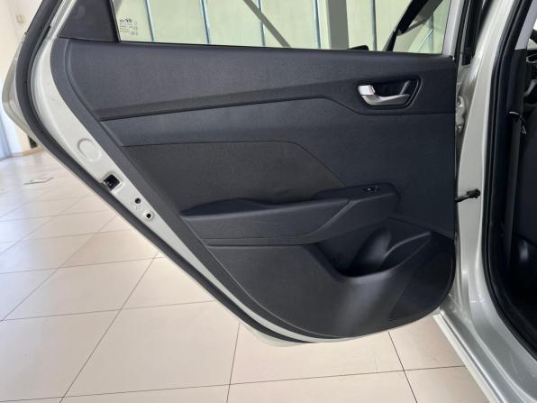 Hyundai Solaris II с пробегом 2019 года, цена 1 440 000 рублей, 106148 км, седан, Автокод Объявления