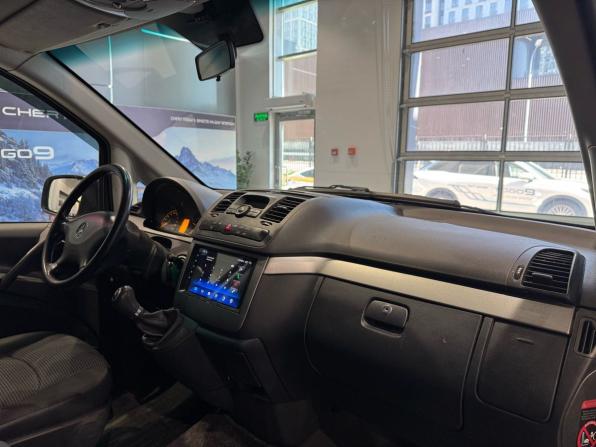 Mercedes-Benz Vito II (W639) Рестайлинг с пробегом 2012 года, цена 1 600 000 рублей, 377152 км, минивэн, Автокод Объявления
