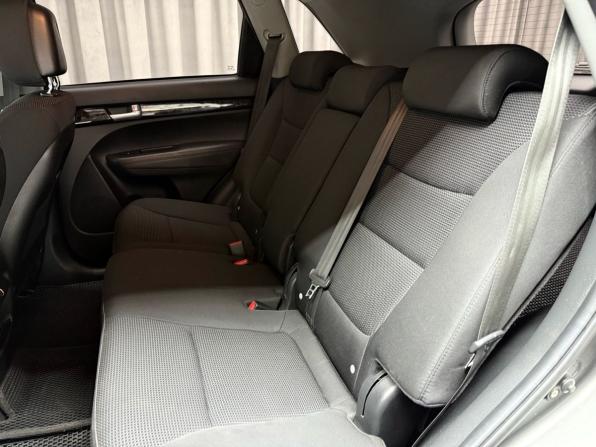 Kia Sorento II Рестайлинг с пробегом 2018 года, цена 1 949 000 рублей, 138000 км, внедорожник, Автокод Объявления
