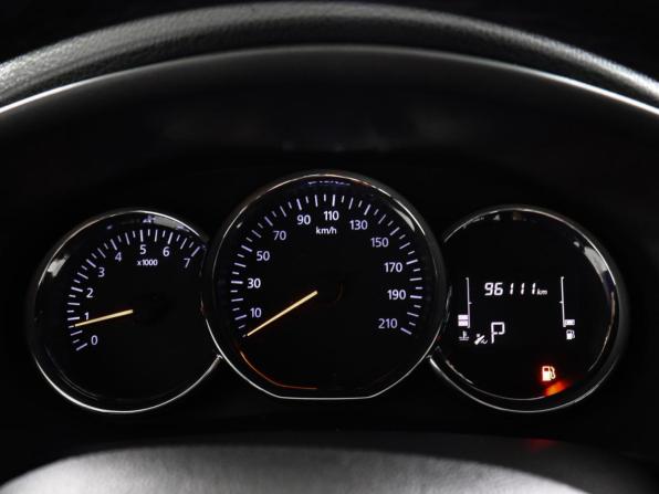 Renault Logan II Рестайлинг с пробегом 2021 года, цена 1 197 000 рублей, 96110 км, седан, Автокод Объявления