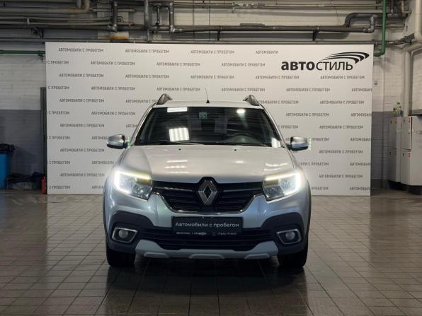 Renault Sandero II Рестайлинг с пробегом 2021 года, цена 1 099 000 рублей, 115000 км, хэтчбек, Автокод Объявления