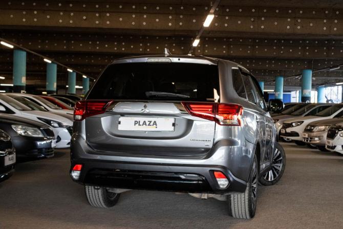 Mitsubishi Outlander III Рестайлинг 3 с пробегом 2019 года, цена 2 249 000 рублей, 83651 км, внедорожник, Автокод Объявления