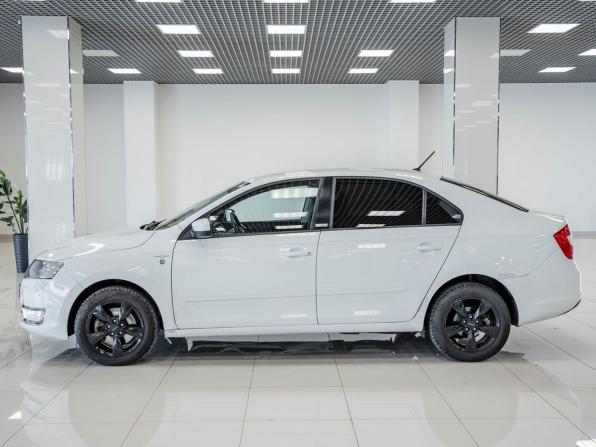 Skoda Rapid I с пробегом 2015 года, цена 642 000 рублей, 234522 км, лифтбек, Автокод Объявления