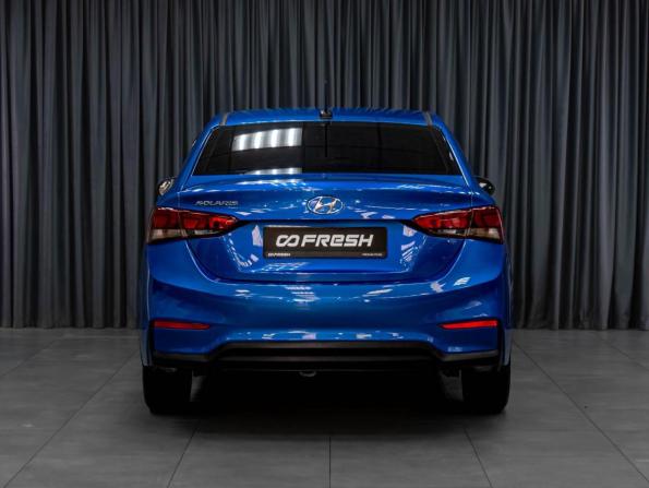 Hyundai Solaris II с пробегом 2018 года, цена 1 129 000 рублей, 164329 км, седан, Автокод Объявления