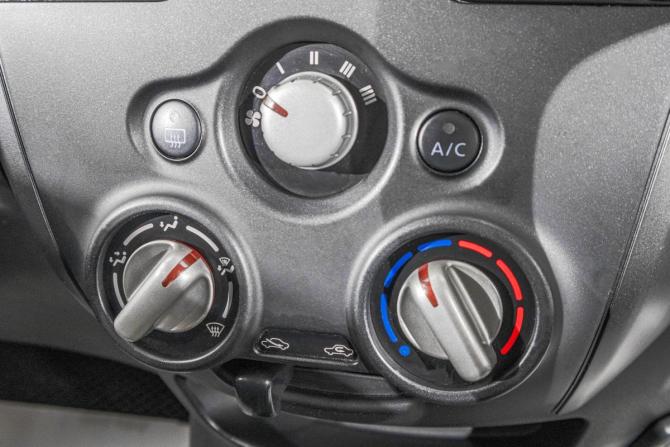 Nissan Note II с пробегом 2015 года, цена 849 000 рублей, 144000 км, хэтчбек, Автокод Объявления