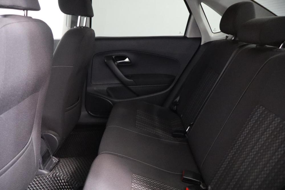 Volkswagen Polo V Рестайлинг Санкт-Петербург  - изображение 13