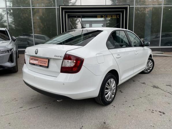 Skoda Rapid I Рестайлинг с пробегом 2019 года, цена 1 366 000 рублей, 91421 км, лифтбек, Автокод Объявления