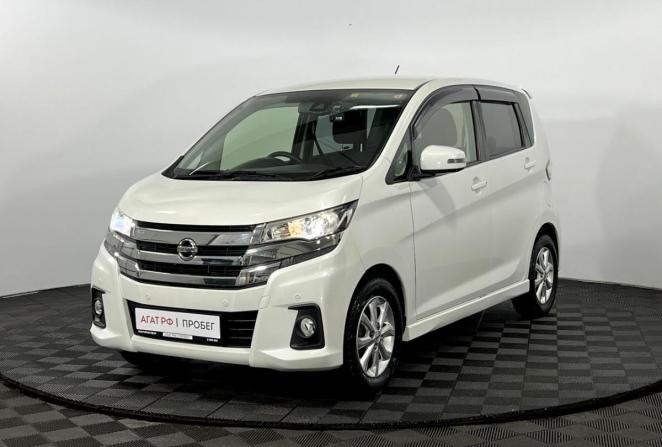 Nissan Dayz I Рестайлинг с пробегом 2018 года, цена 940 000 рублей, 65400 км, хэтчбек, Автокод Объявления