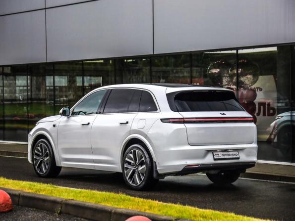 Li Auto (Lixiang) L7 I с пробегом 2023 года, цена 5 699 000 рублей, 77340 км, внедорожник, Автокод Объявления