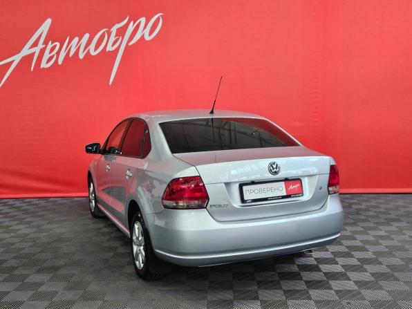 Volkswagen Polo V с пробегом 2011 года, цена 760 000 рублей, 122694 км, седан, Автокод Объявления
