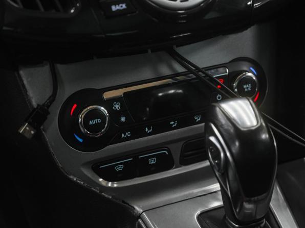 Ford Focus III с пробегом 2011 года, цена 559 000 рублей, 224802 км, хэтчбек, Автокод Объявления
