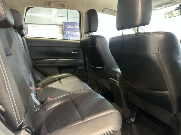 Mitsubishi Outlander III Рестайлинг 2 с пробегом 2015 года, цена 1 685 000 рублей, 112000 км, внедорожник, Автокод Объявления