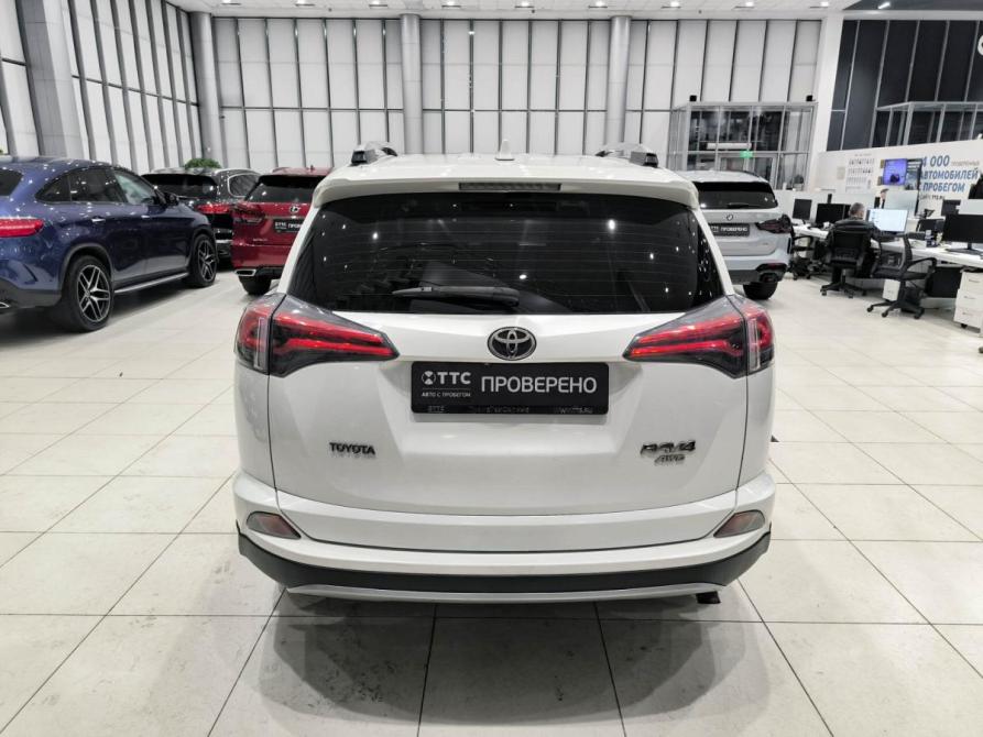 Toyota RAV4 IV (XA40) Рестайлинг Казань  - изображение 7