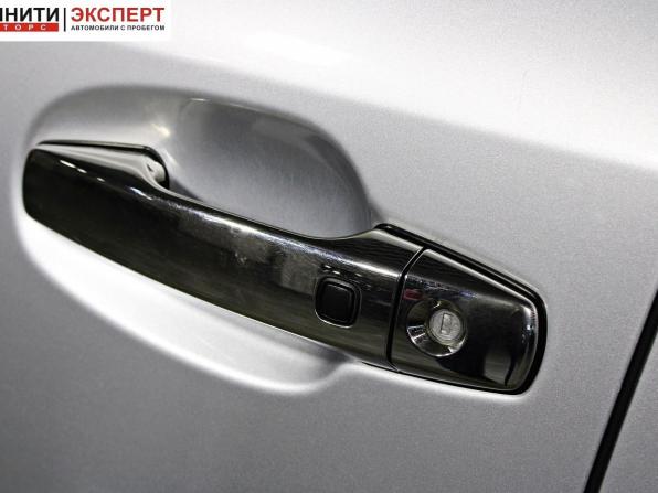 Toyota Land Cruiser 200 Series с пробегом 2012 года, цена 3 657 000 рублей, 210240 км, внедорожник, Автокод Объявления