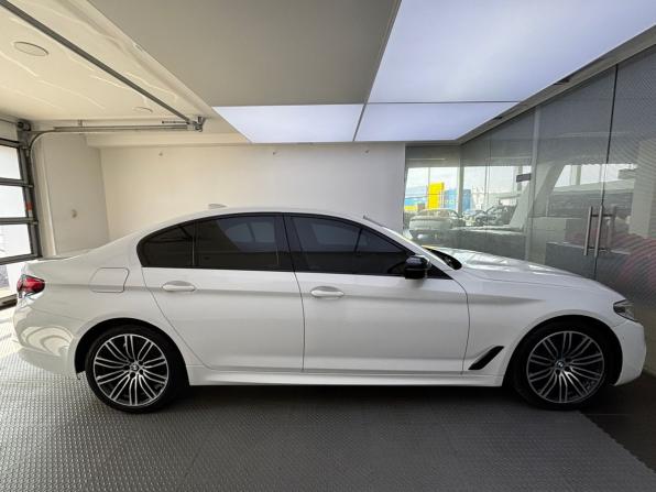 BMW 5 серии VII (G30/G31/G38) с пробегом 2018 года, цена 3 570 000 рублей, 192801 км, седан, Автокод Объявления