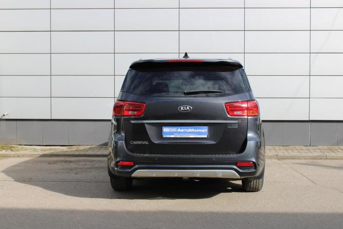Kia Carnival III с пробегом 2018 года, цена 2 431 000 рублей, 208127 км, минивэн, Автокод Объявления