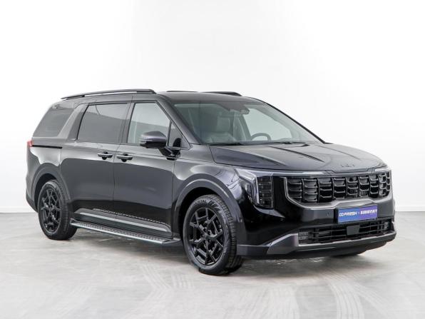 Kia Carnival IV Рестайлинг с пробегом 2025 года, цена 7 745 055 рублей, 49 км, минивэн, Автокод Объявления