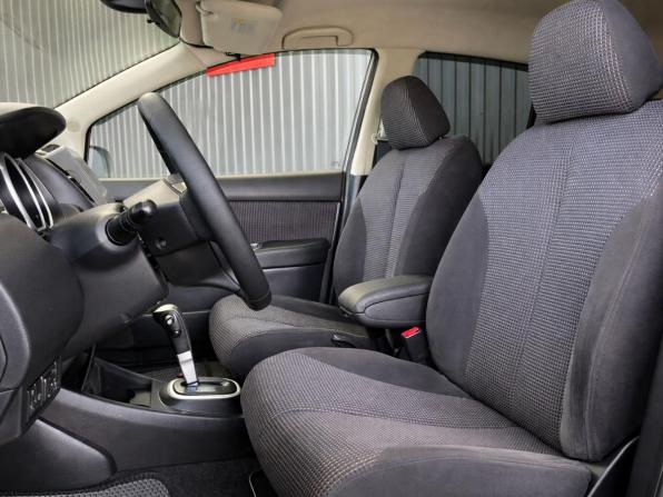 Nissan Tiida I Рестайлинг с пробегом 2010 года, цена 547 000 рублей, 273935 км, хэтчбек, Автокод Объявления