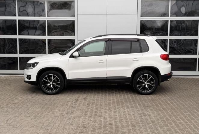 Volkswagen Tiguan I Рестайлинг с пробегом 2012 года, цена 1 090 000 рублей, 210574 км, внедорожник, Автокод Объявления