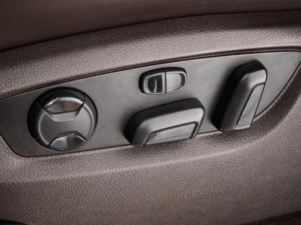 Volkswagen Touareg II с пробегом 2011 года, цена 1 695 000 рублей, 259966 км, внедорожник, Автокод Объявления