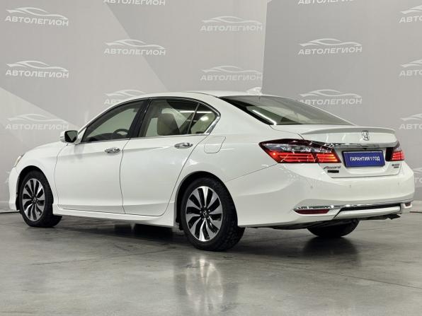 Honda Accord X с пробегом 2017 года, цена 2 170 000 рублей, 160936 км, седан, Автокод Объявления