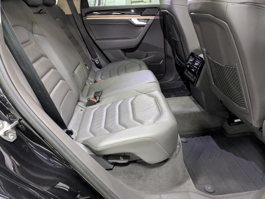 Volkswagen Touareg III Москва  - изображение 13