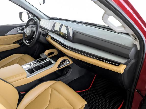 Changan Hunter Plus с пробегом 2023 года, цена 2 590 000 рублей, 45440 км, offers.body_type.unknown, Автокод Объявления