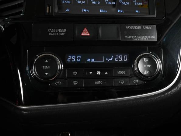 Mitsubishi Outlander III Рестайлинг 2 с пробегом 2016 года, цена 1 789 000 рублей, 98741 км, внедорожник, Автокод Объявления
