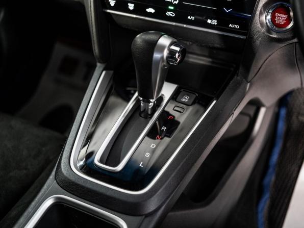 Honda Shuttle II с пробегом 2016 года, цена 1 350 500 рублей, 55309 км, универсал, Автокод Объявления