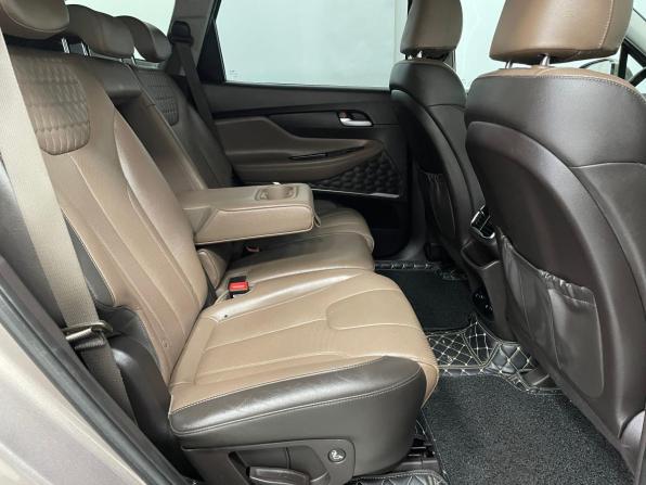 Hyundai Santa Fe IV с пробегом 2019 года, цена 3 047 200 рублей, 116347 км, внедорожник, Автокод Объявления