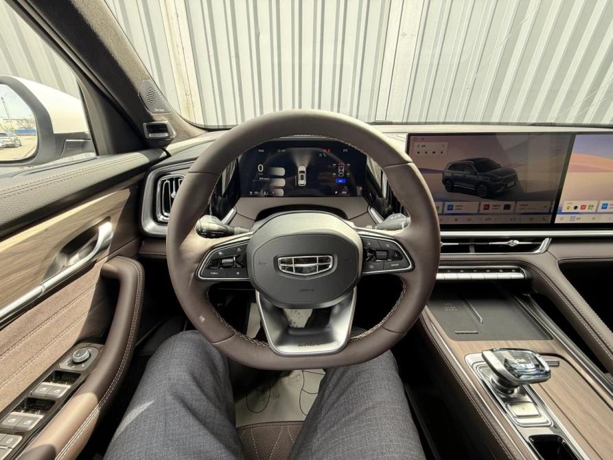 Geely Monjaro I Ростов-на-Дону  - изображение 16