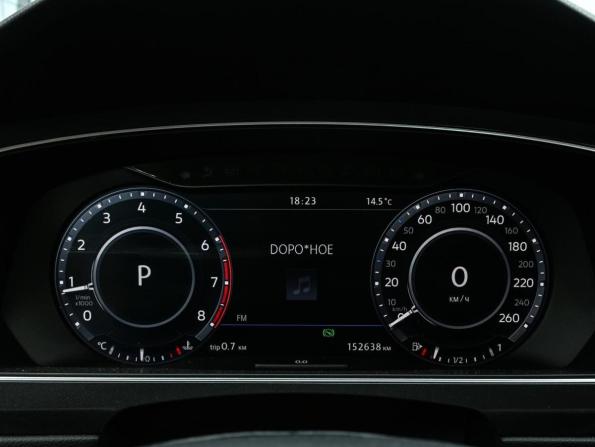 Volkswagen Tiguan II с пробегом 2017 года, цена 2 349 000 рублей, 152638 км, внедорожник, Автокод Объявления