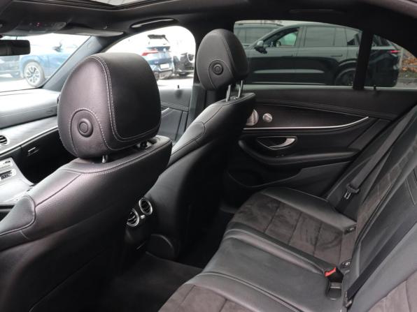 Mercedes-Benz E-Класс V (W213 S213 C238) с пробегом 2020 года, цена 4 340 000 рублей, 75778 км, седан, Автокод Объявления