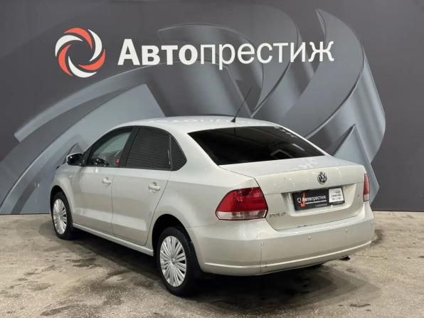 Volkswagen Polo V с пробегом 2011 года, цена 590 000 рублей, 212496 км, седан, Автокод Объявления