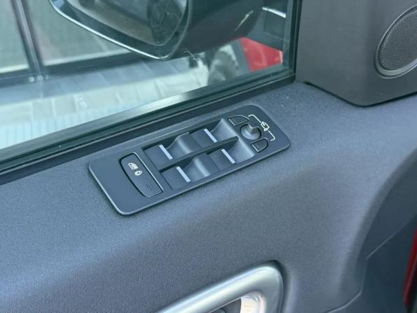 Land Rover Discovery Sport I с пробегом 2017 года, цена 2 200 500 рублей, 98309 км, внедорожник, Автокод Объявления
