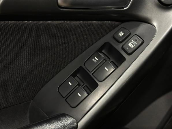 Kia Cerato II с пробегом 2011 года, цена 1 250 000 рублей, 86179 км, седан, Автокод Объявления