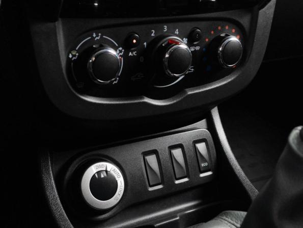 Renault Duster I Рестайлинг с пробегом 2015 года, цена 1 199 000 рублей, 126118 км, внедорожник, Автокод Объявления