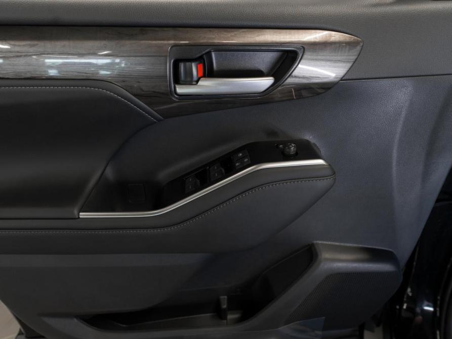 Toyota Highlander IV (XU70) Москва  - изображение 18