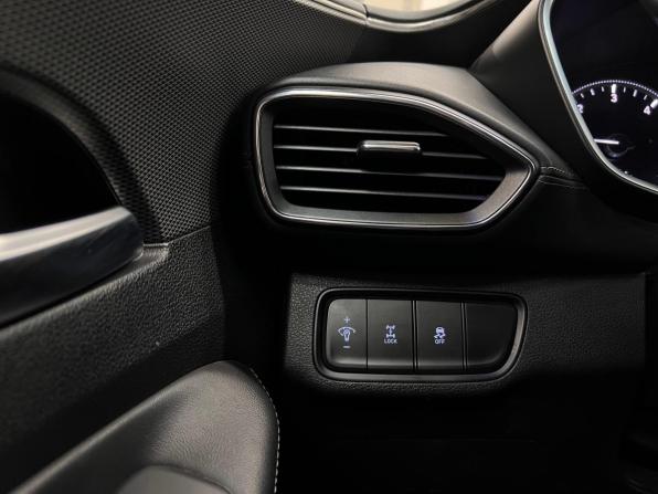 Hyundai Santa Fe IV с пробегом 2020 года, цена 2 830 000 рублей, 133399 км, внедорожник, Автокод Объявления