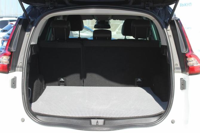 Renault Scenic IV с пробегом 2019 года, цена 1 640 000 рублей, 115000 км, минивэн, Автокод Объявления