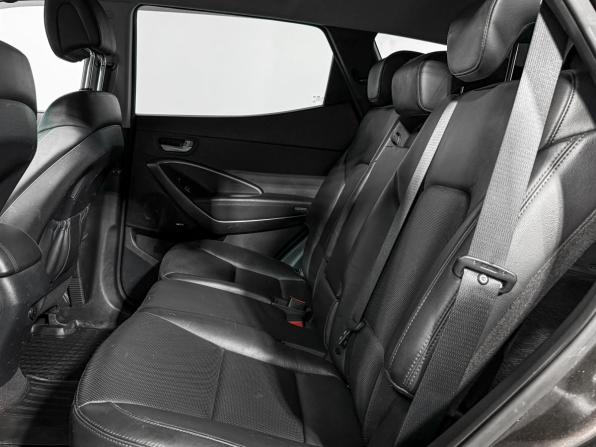 Hyundai Santa Fe III Рестайлинг с пробегом 2016 года, цена 1 650 000 рублей, 326637 км, внедорожник, Автокод Объявления