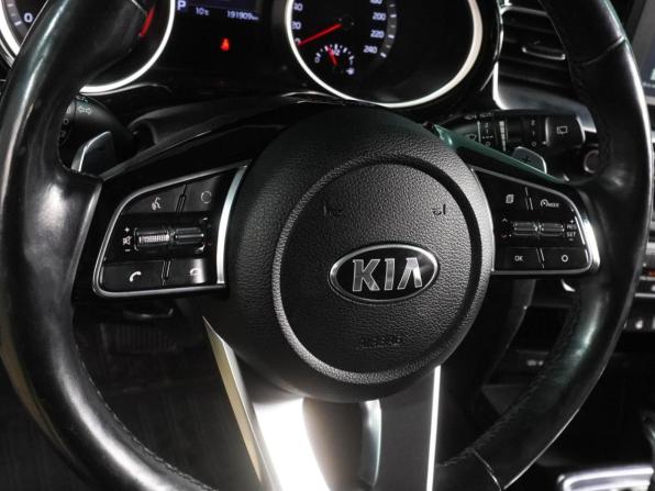 Kia Ceed III с пробегом 2018 года, цена 1 569 000 рублей, 191909 км, хэтчбек, Автокод Объявления