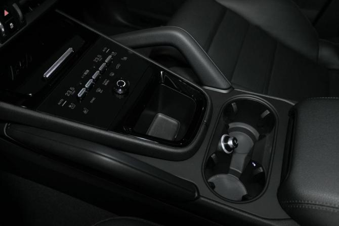 Новый Porsche Cayenne III Рестайлинг 2025 года, цена 16 610 000 рублей, внедорожник, Автокод Объявления