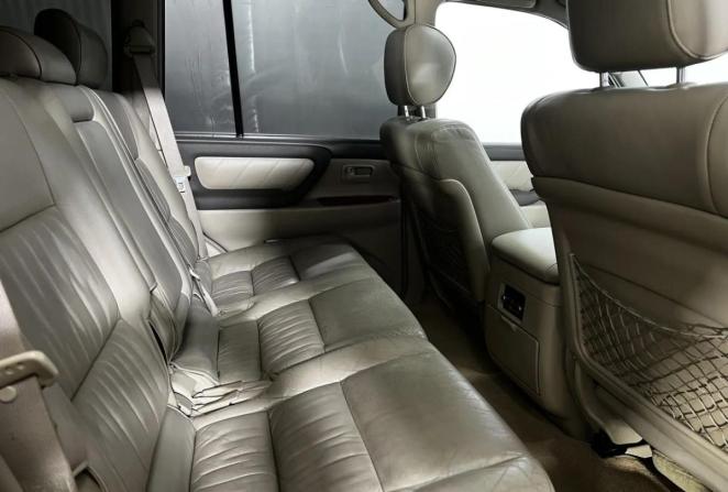 Toyota Land Cruiser 100 Series Рестайлинг 1 с пробегом 2005 года, цена 2 050 000 рублей, 284942 км, внедорожник, Автокод Объявления